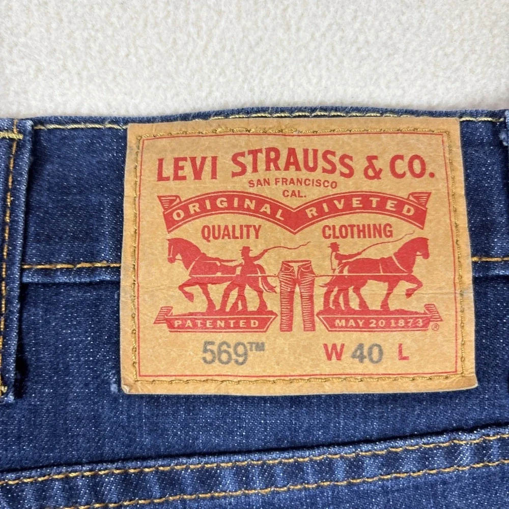 LEVI'S 569 Jorts- Men's Loose Straight 100% Cotton Blue Jean Shorts - Size 40x12